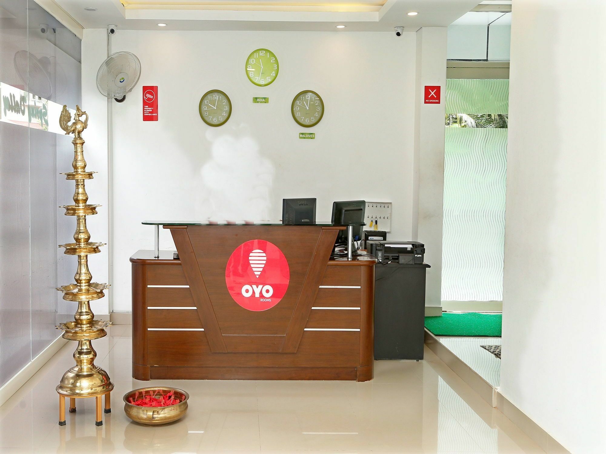 Oyo 9557 Near Kims Hospital Hotel Thiruvananthapuram Luaran gambar